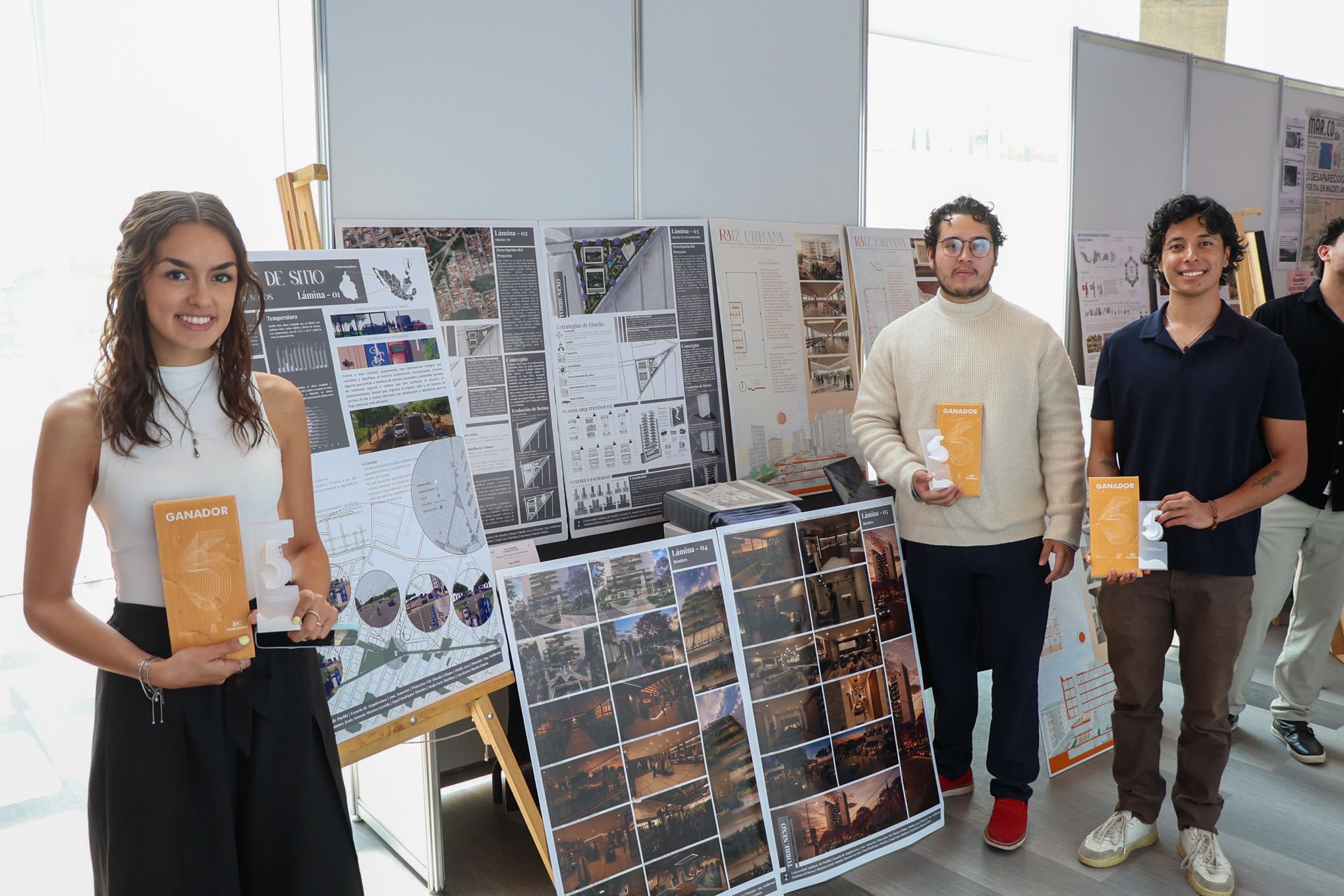 Corredor de Arquitectura- Presentación de Alumnos19