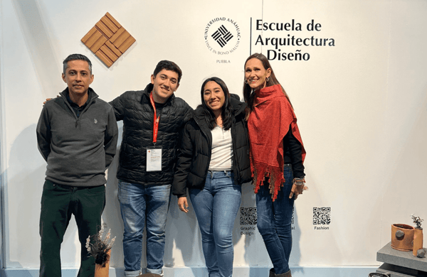 alumnos de anahuac puebla en salonesatellite