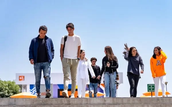 alumnos de la anahuac puebla