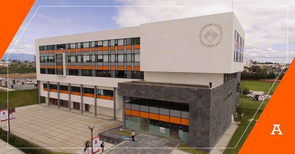 imagen aerea del campus puebla y el edificio de rectoría
