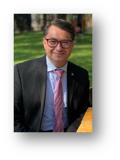 Dr. Roberto A. Mastachi Molina