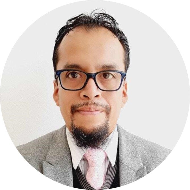 Dr. Javier Caldera Miguel