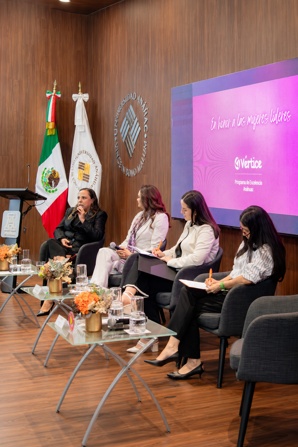 alumnos de liderazgo