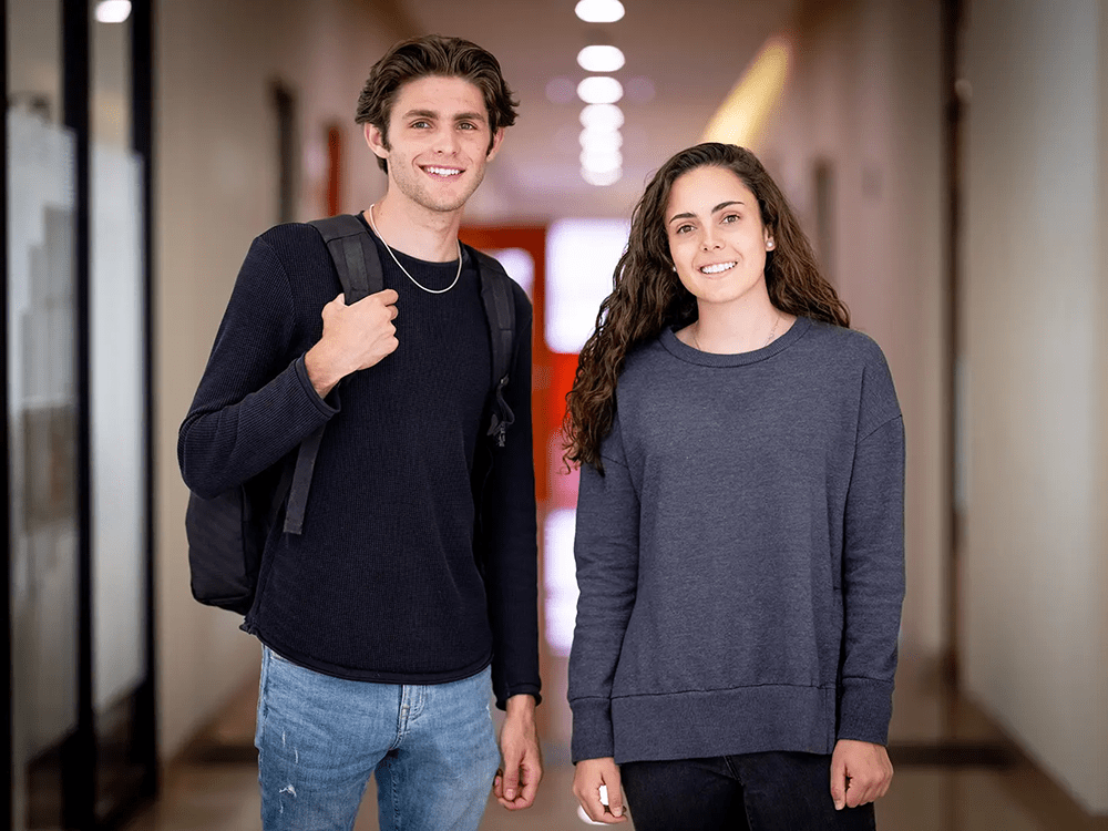 Estudiante-economia-min