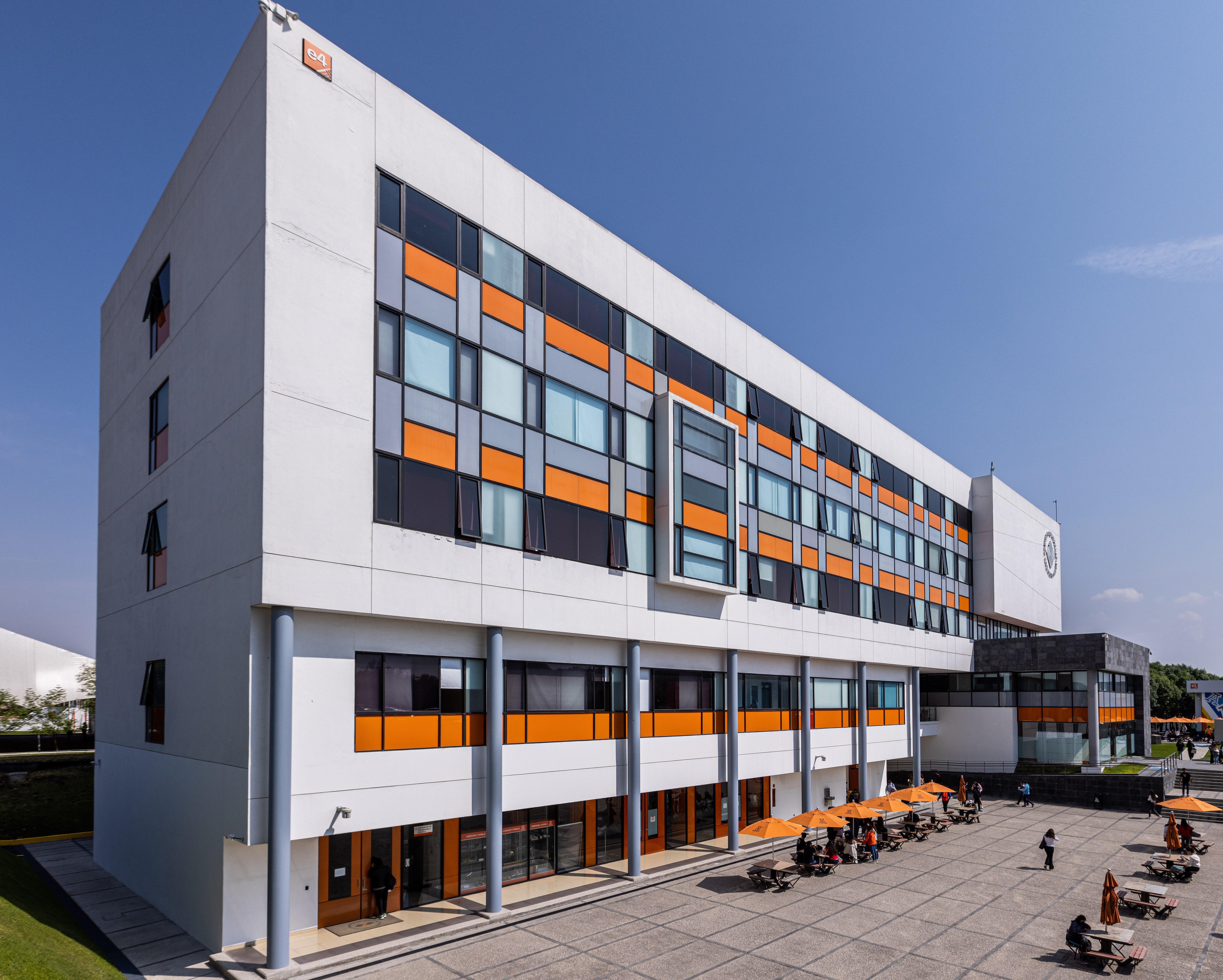 Instalaciones 23 HD-001-1