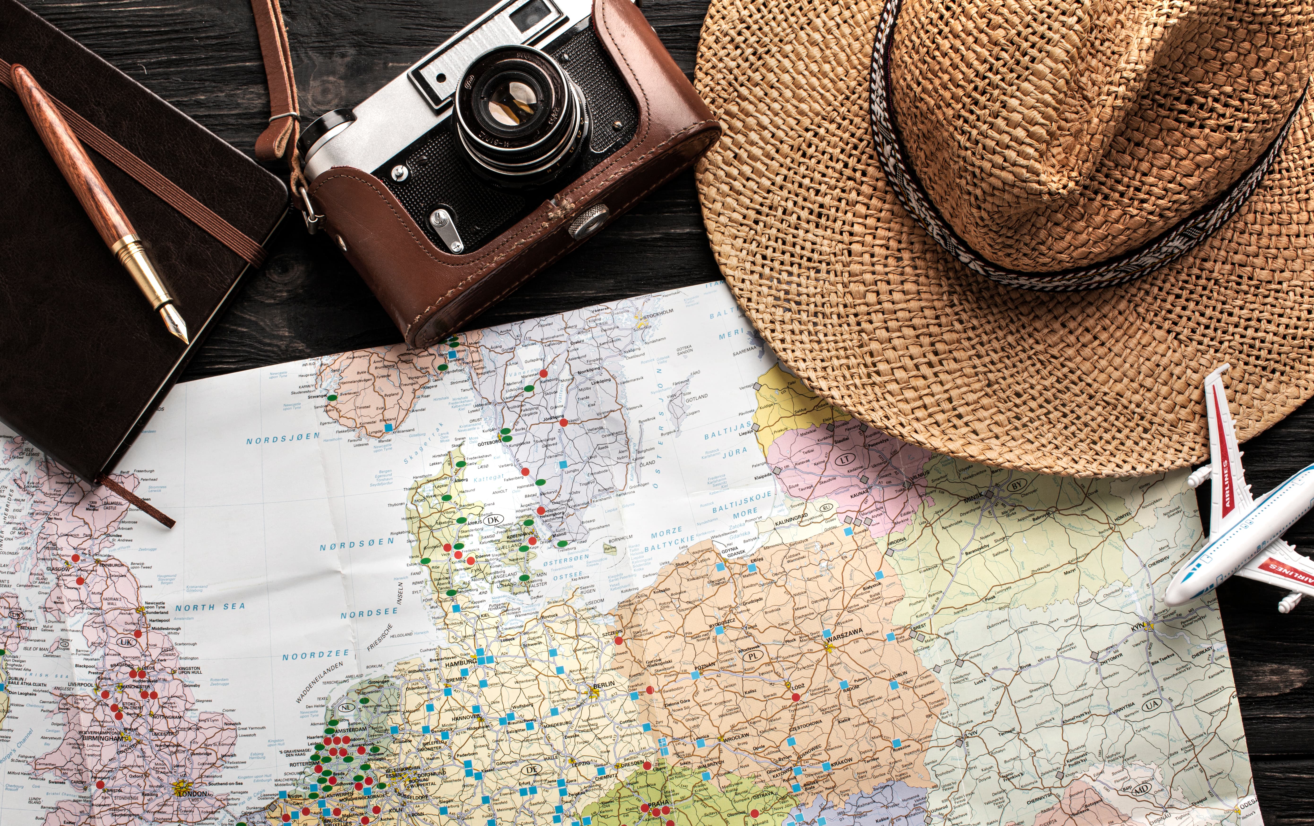 carreras para viajar por el mundo