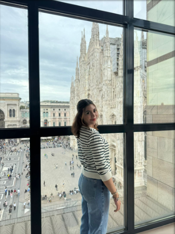 Alumna viviendo un intercambio académico en Milán