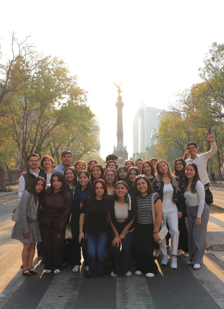 alumnos de liderazgo en la Ciudad de México